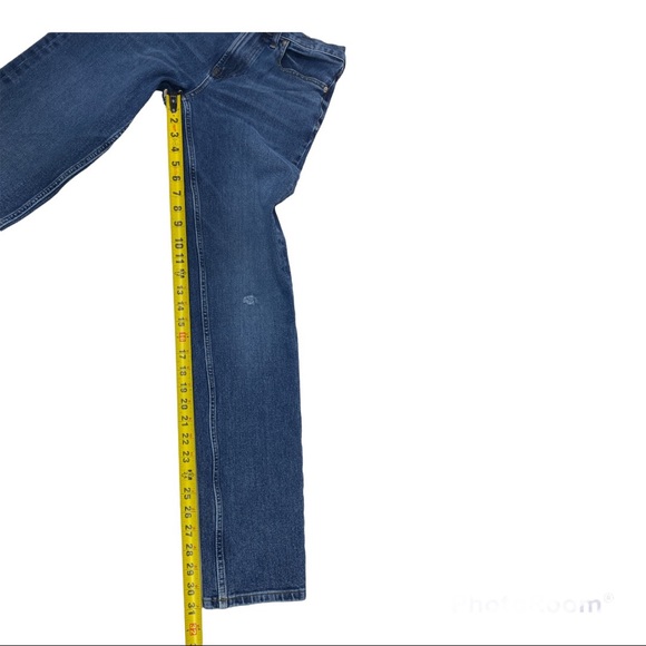Everlane Uniform Mens Relaxed Straight Fit Jeans Size 28 x 32 Medium Wash - Picture 12 of 13